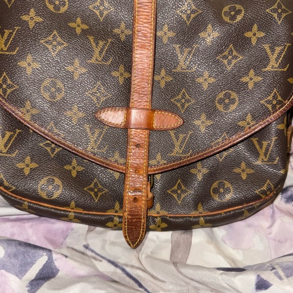 vintage Louis Vuitton SAUMUR 30 MONOGRAM - Picture 14 of 16
